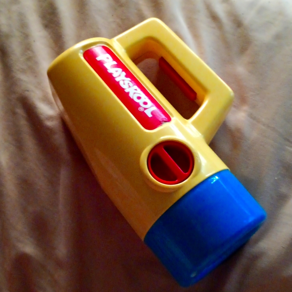 Working Playskool 1986 flashlight RARE 🔦
